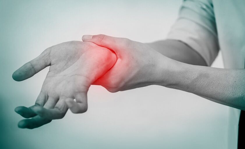 Péng wéinst Arthrosis vum Handgelenk